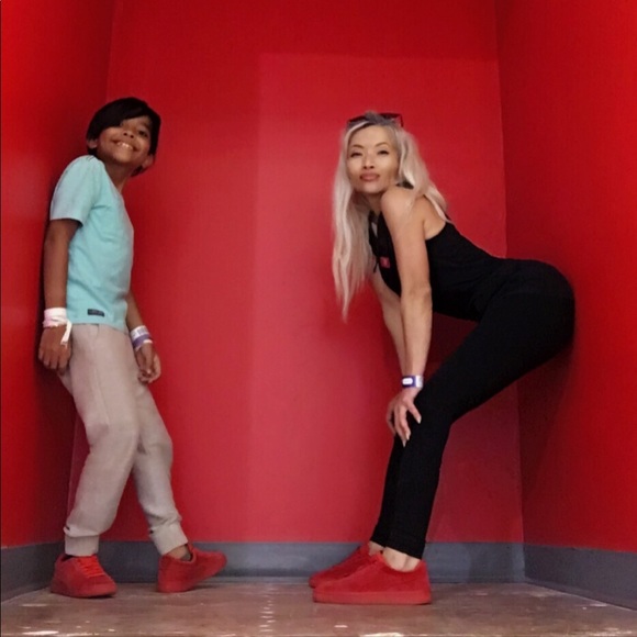 Meet your Posher, Jaims - Picture 3 of 4